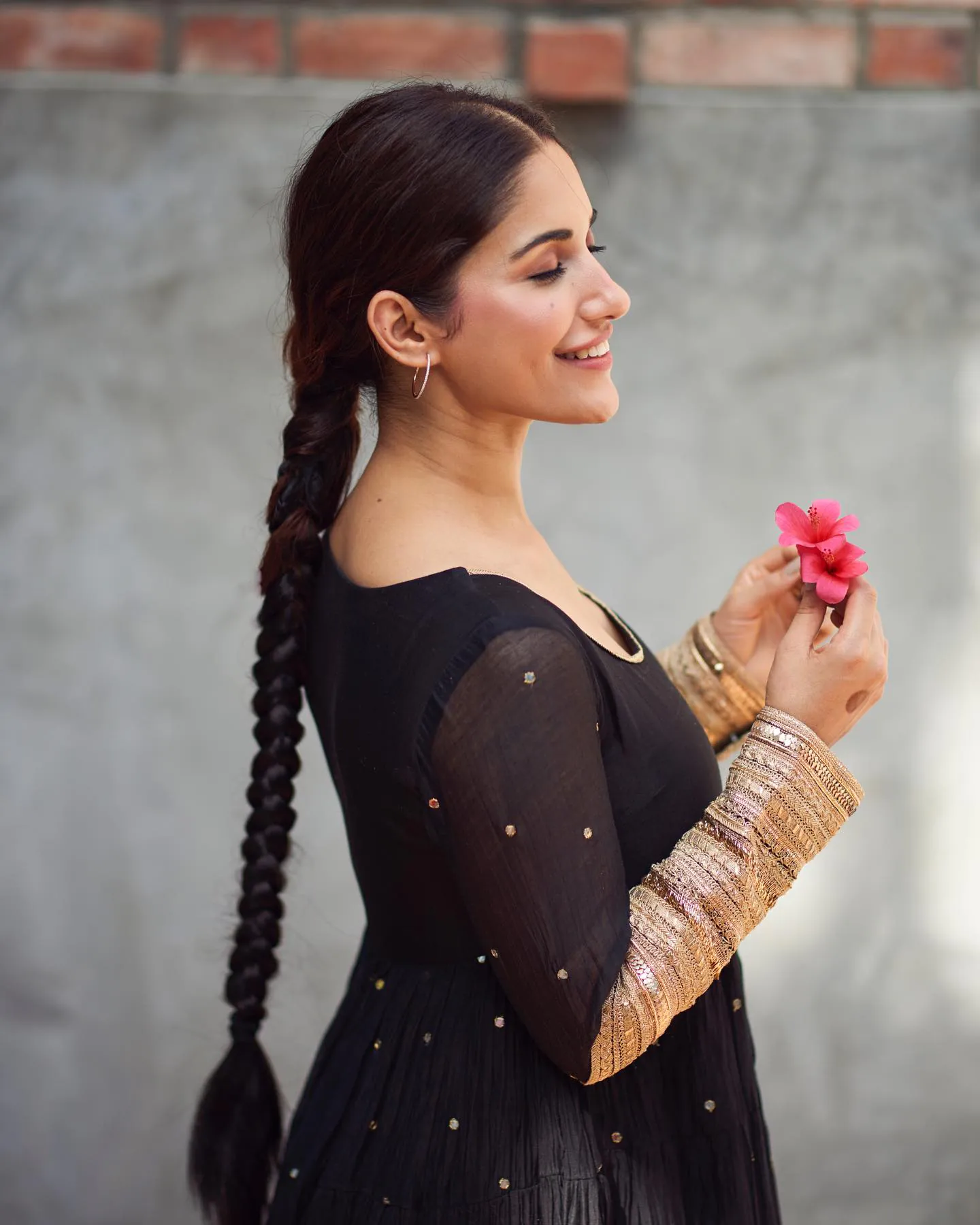Ruhani Sharma - ruhani-sharma-hot-47.webp